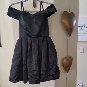 Off The Shoulder Mini Dress w/Pockets Black Satin Size 2-4 NWOT